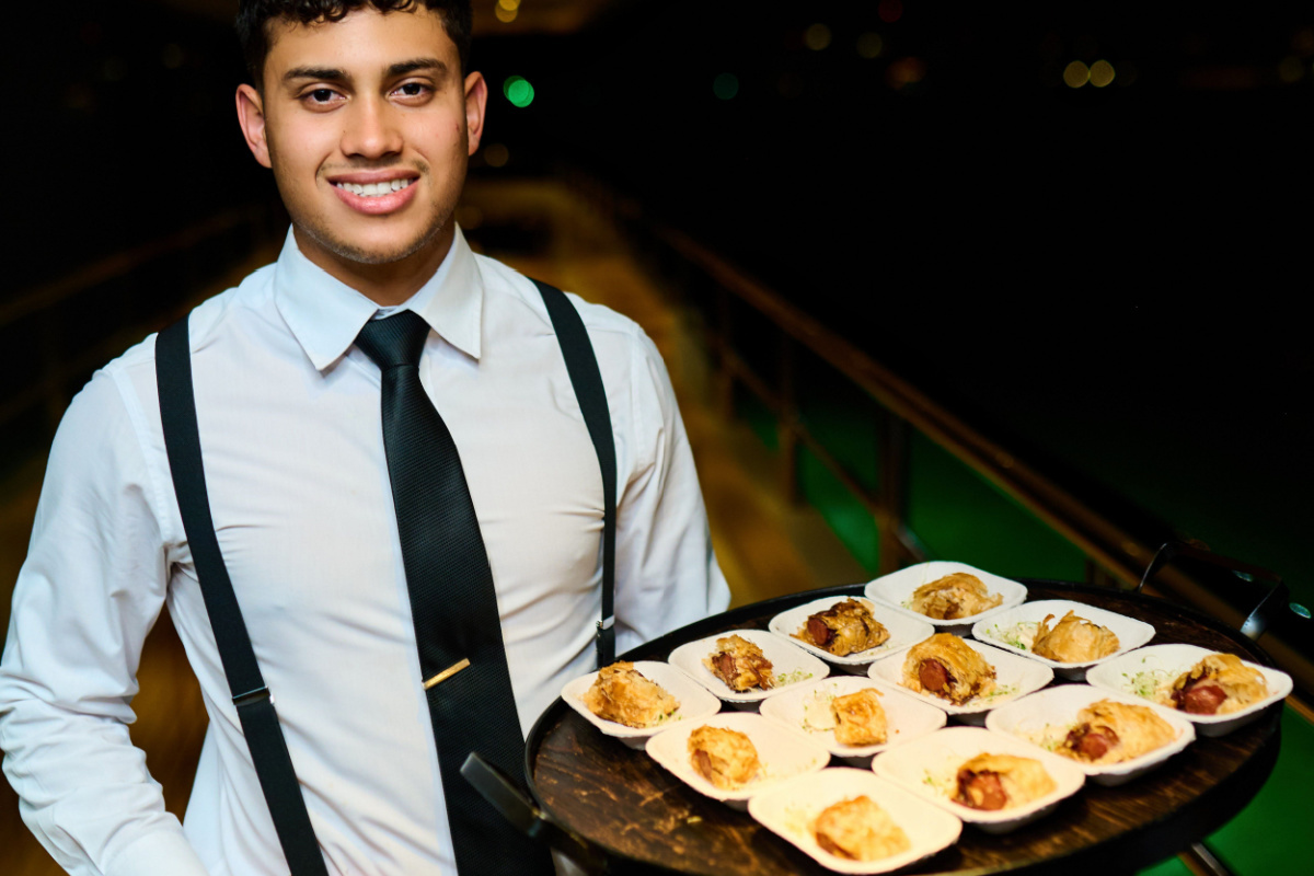 What to Consider When Hosting A Catered Bachelor Party in Miami